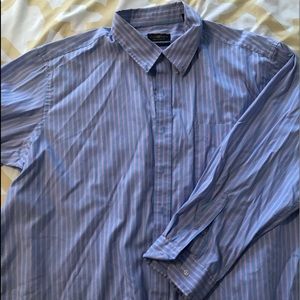Long sleeve men’s button down